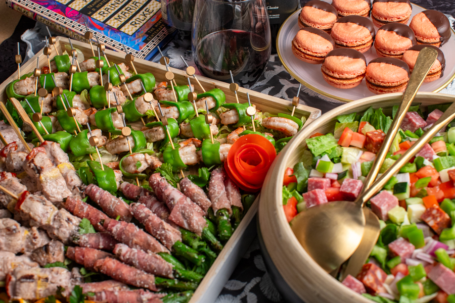 New Year's Eve party food delivery in Chicago