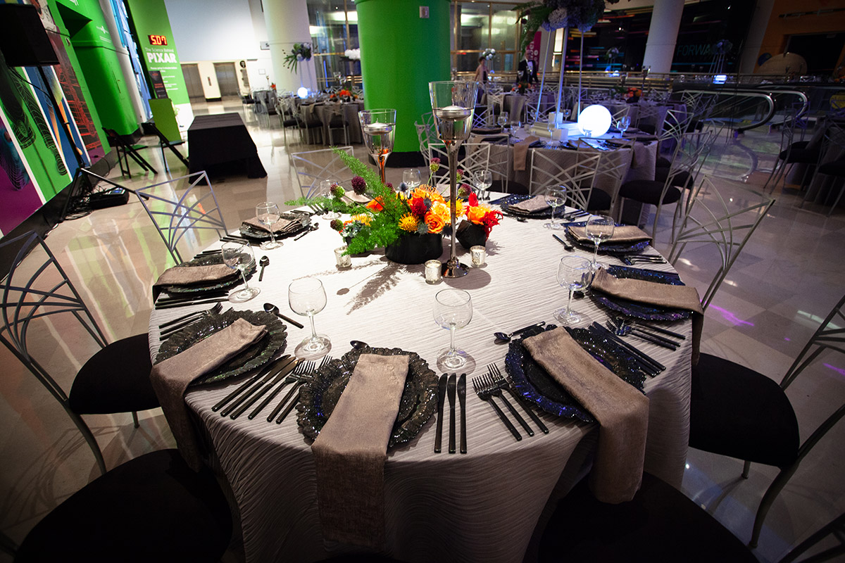 Beautiful tablescape and decor for Chicago event