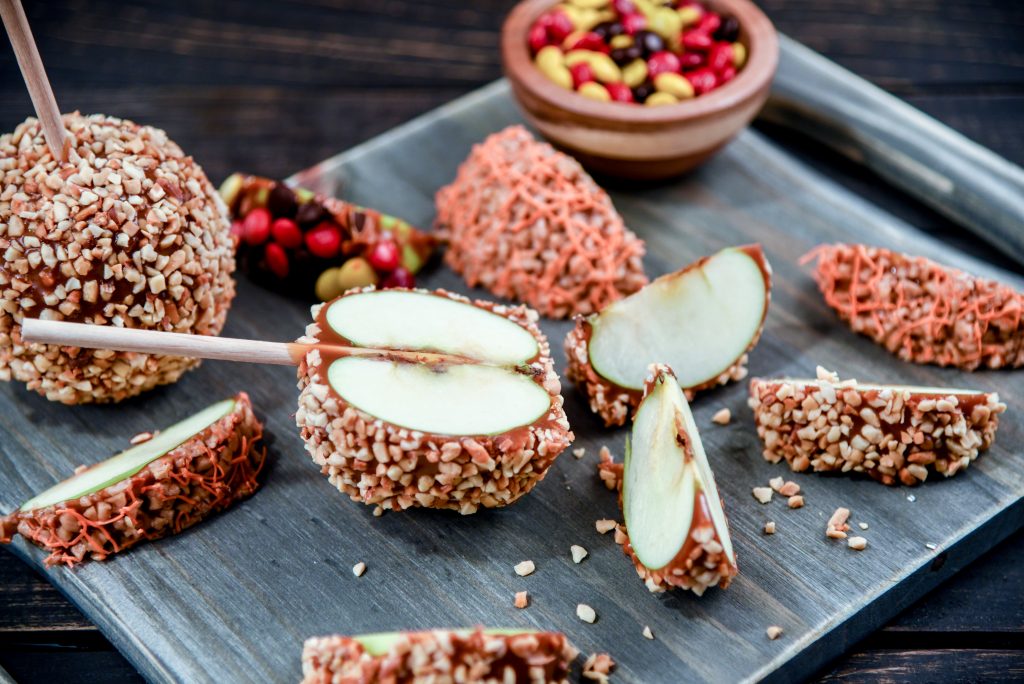 Taffy apple delivery for office celebrations in Chicago and the North Shore