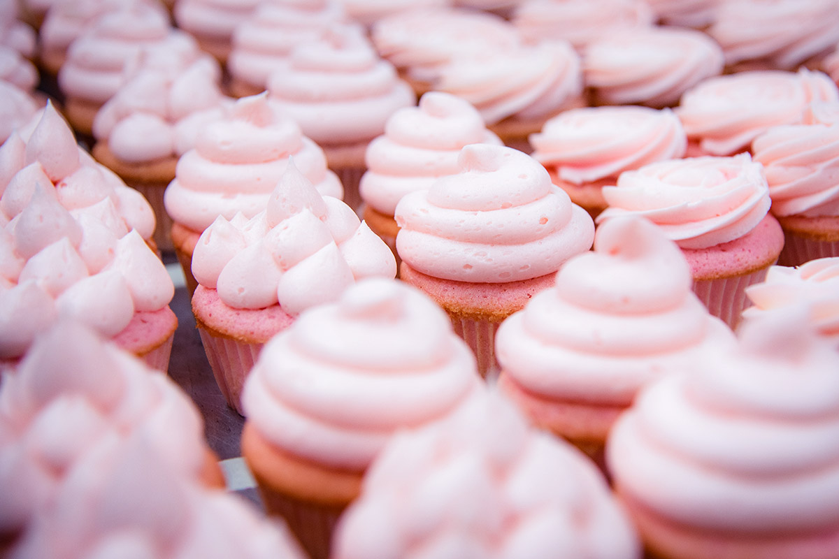 Cupcakes prepared for Valentines day and catered in the Chicago Metropolitan area